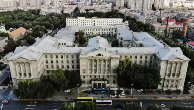 2025中国大学排名公布：哈工大未前十北大仅第三第一实至名归(图1)