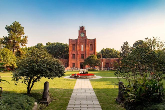 2025中国大学排名公布：哈工大未前十北大仅第三第一实至名归(图7)